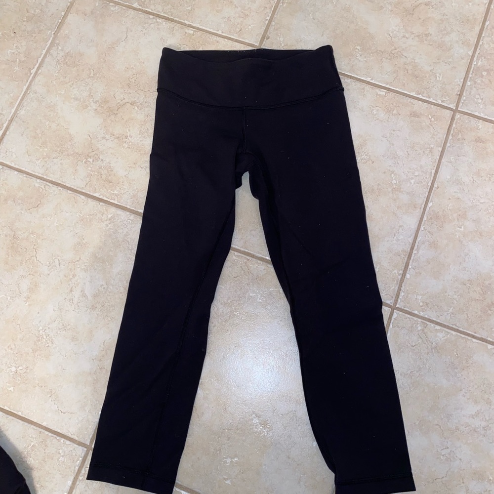 Lululemon cropped leggings